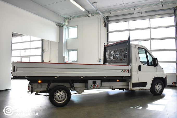 PEUGEOT Boxer 335 2.2 BlueHDi 165 S&S PLM Cassonato Acciaio